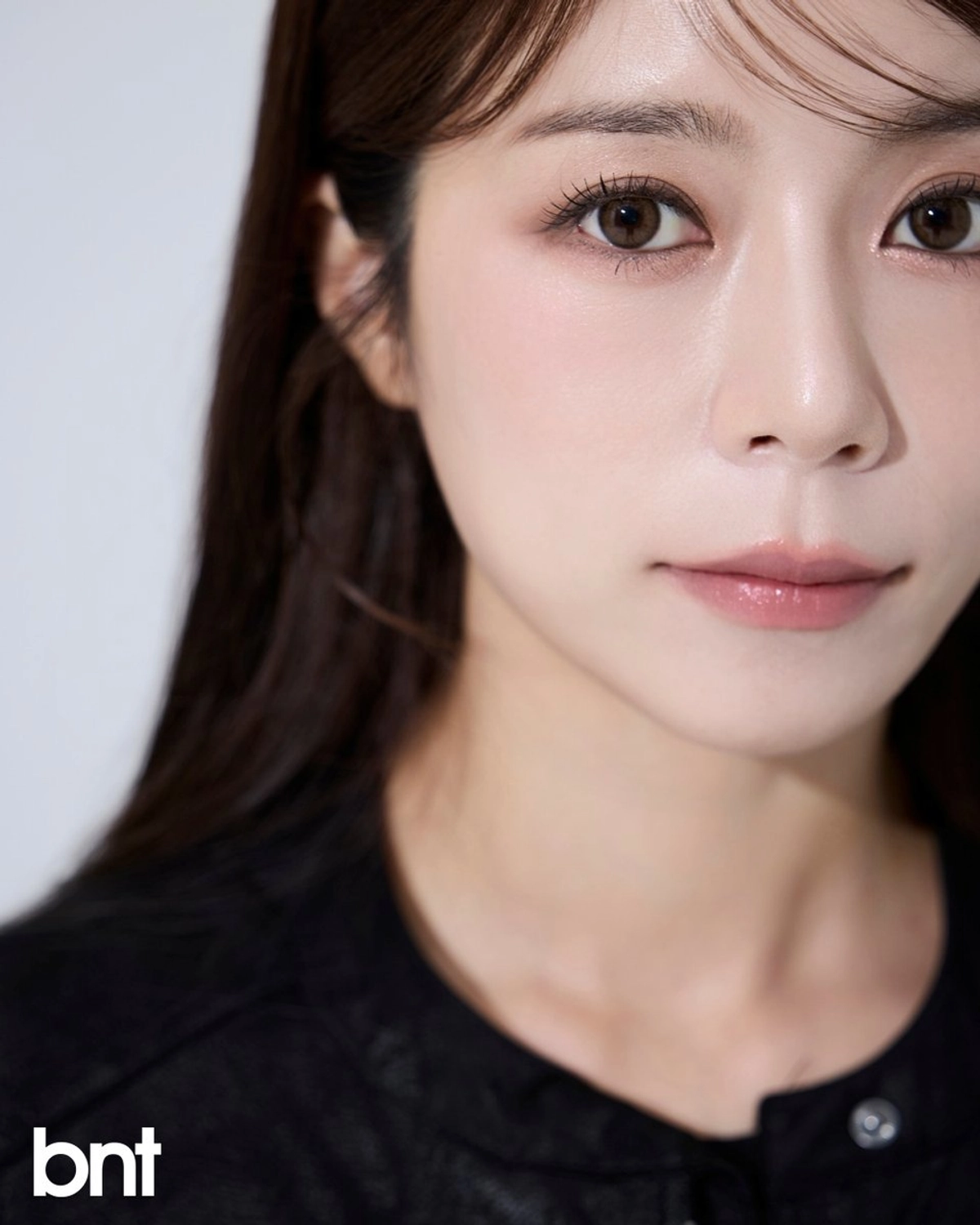 양지은, 파격 화보로 '인생 2막'…팬심 올킬