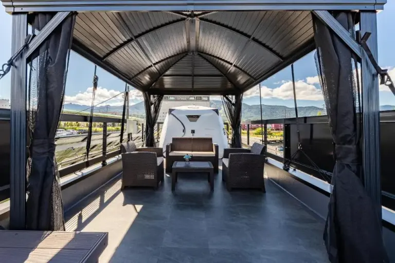 Japan Furano - Furano Trailer Village Den